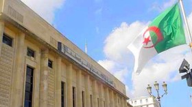 الأطباء دخلوا بقوة وخرجوا من الباب الضيق