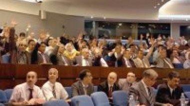 Le parlement adopte les mesures sociales du budget complémentaire