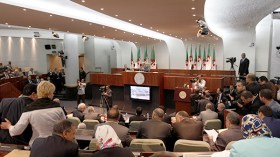 إدارة البرلمان تقلص آجال مناقشة قانون التقاعد!