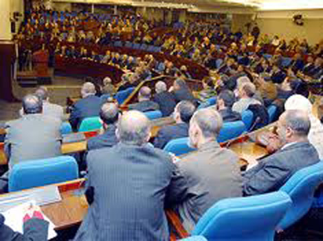 Des députés exclus de l’élaboration de la politique économique du pays