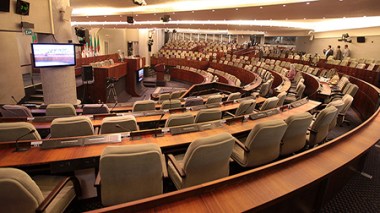 Des ministres se plaignent des députés !