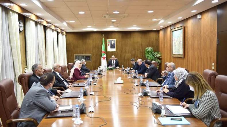 مكتب المجلس الشعبي الوطني يعقد اجتماع وداع