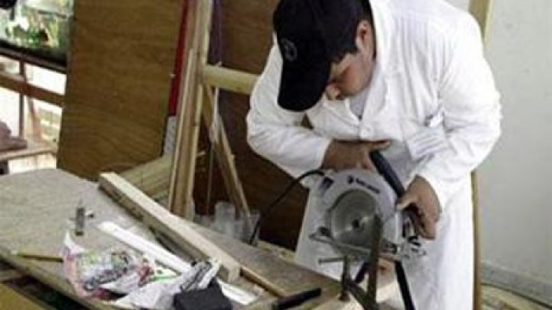 إدماج “المتمهنين” أولوية قطاع التكوين المهني