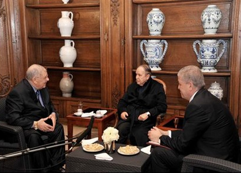 L’APS publie les premières photos de Bouteflika