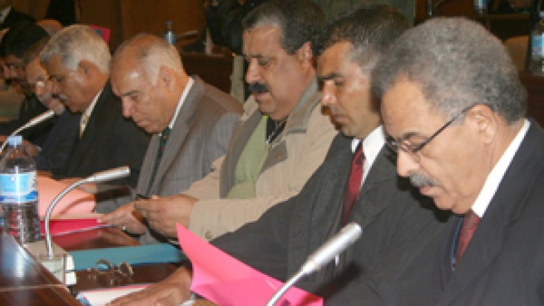 بدء معركة التفويضات وتخوفات من البزنسة والإغراءات