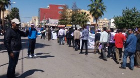 وقفة احتجاجية للمطالبة بمحاسبة رؤوس الفساد المحلي بالشلف