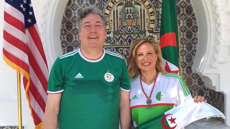 سفير أمريكا يُغرّد لـ “الخضر”