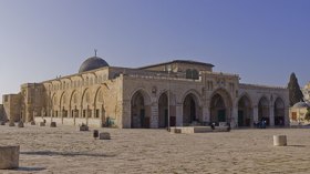 الصهاينة يجمعون التبرعات لبناء الهيكل والعرب يبكون على غزة