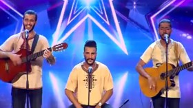 جدل بسبب فرقة نسبت “عشقت طفلة أندلسية” إلى التراث المغربي!