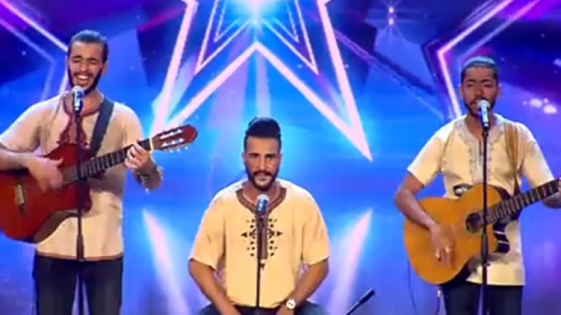 جدل بسبب فرقة نسبت “عشقت طفلة أندلسية” إلى التراث المغربي!