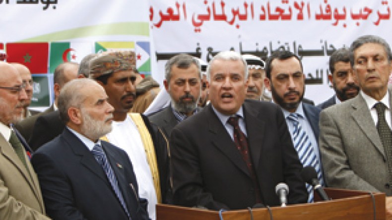 “الغزاويون يتحدون الحصار بالزراعة، الصيد والأنفاق ويترفعون عن السؤال”