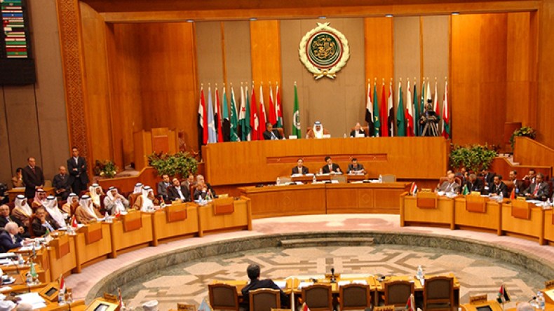 قمّة عادية في مرحلة غير عادية