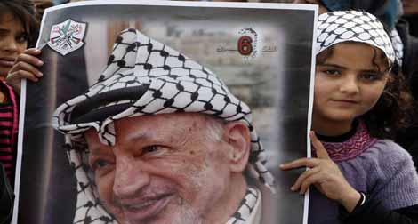 Les Palestiniens prêts à une analyse du corps d'Arafat si la famille accepte