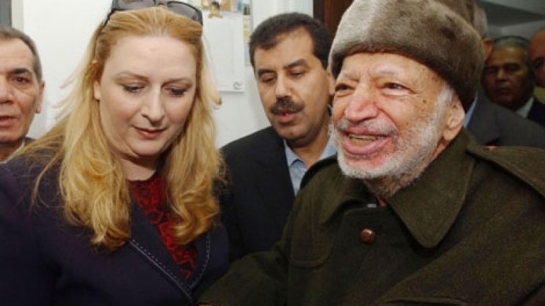 القضاء الفرنسي يرجح موت عرفات طبيعيا وليس بالسم