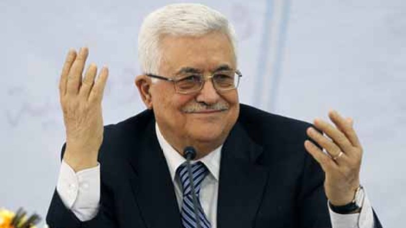 صحافية تطلب يد الرئيس الفلسطيني للزواج