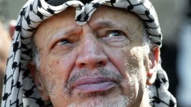 السلطة الفلسطينية: “إسرائيل هي المشتبه به الوحيد في اغتيال عرفات”