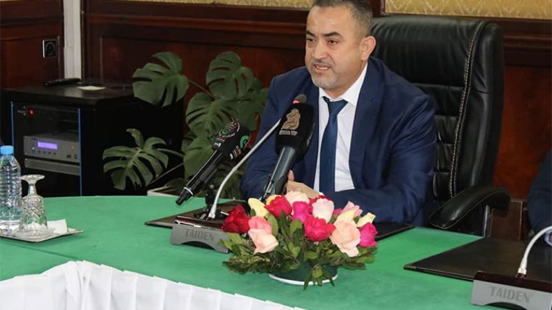 تطبيق نسبة 20 من المائة للصفقات العمومية إلزامية