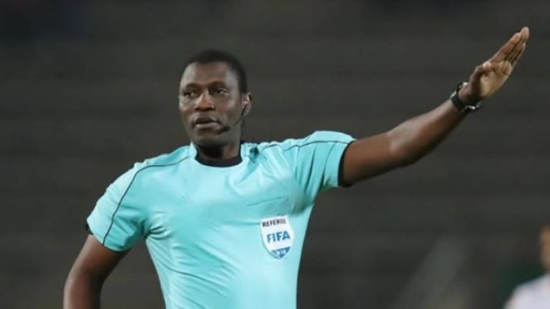 حكم آخر سَيُدير مباراة الجزائر والسنيغال