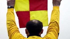 حكام الرابطة الجهوية لورڤلة في إضراب عن التحكيم