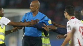 الحكم الموريسي‮‮:‬ ضربة الجزاء حقيقية‮… ‬عشت كابوسا في‮ ‬غينيا الاستوائية