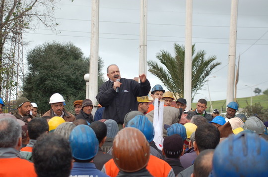 Arcelormittal workers to start an unlimited strike, iron prices to soar