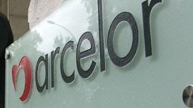 “أرسيلور ميتال” يخفض إنتاجه بـ50 % بجميع مصانعه لرفع الأسعار