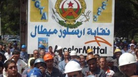 مفصولو أرسيلور ميتال يباشرون إضرابا عن الطعام