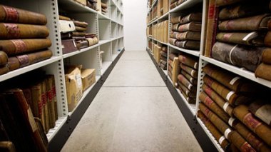 600 tonnes d’archives transférées vers la  France  à l’annonce de l’indépendance