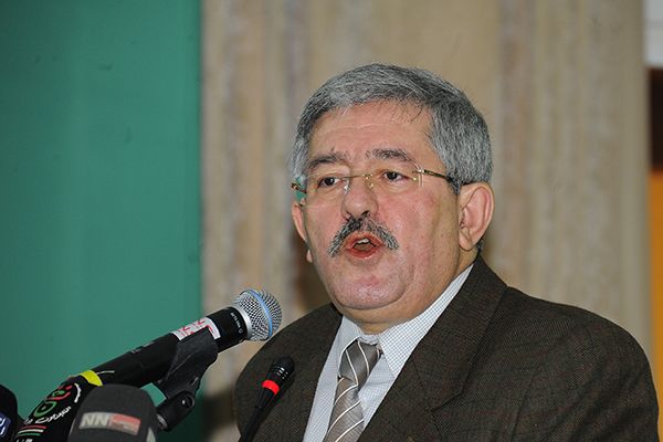 Ouyahia: “TAJ veut voler les militants RND !”