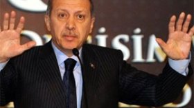 رئيس الوزراء التركي يتهم فرنسا بارتكاب ابادة جماعية في الجزائر