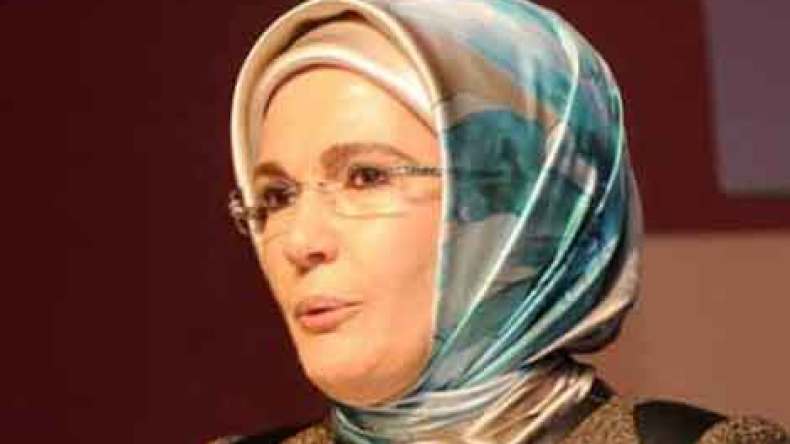 زوجة أردوغان تتقدم بشكوى ضد نائب معارض