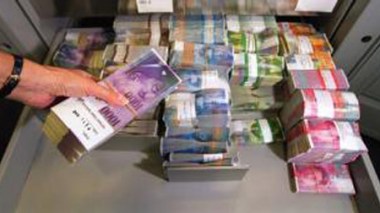 Suisse: enquêtes pour blanchiment d'argent contre la Syrie et la Libye