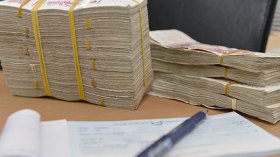 مفتش رئيسي وقابض بريد يستوليان على الملايير بالتزوير