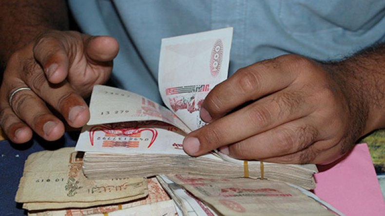 يربح ألف دينار ويخسر 100 مليون بسبب كيس نخالة؟ !
