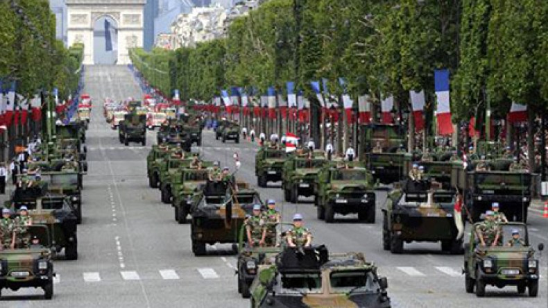 الجيش الفرنسي مستاء من تقليص ميزانية الدفاع ومخاوف من استقالات جماعية