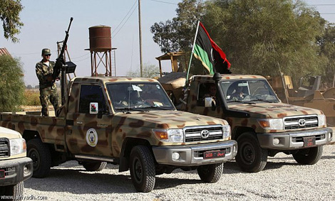 L’armée libyenne traque des terroristes près de la frontière algérienne