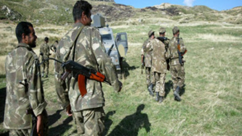 قروض ومعاشات ومجانية العلاج والنقل لمجندي الخدمة الوطنية