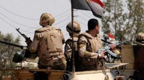 الجيش يداهم معقلا لمسلحين بالقاهرة