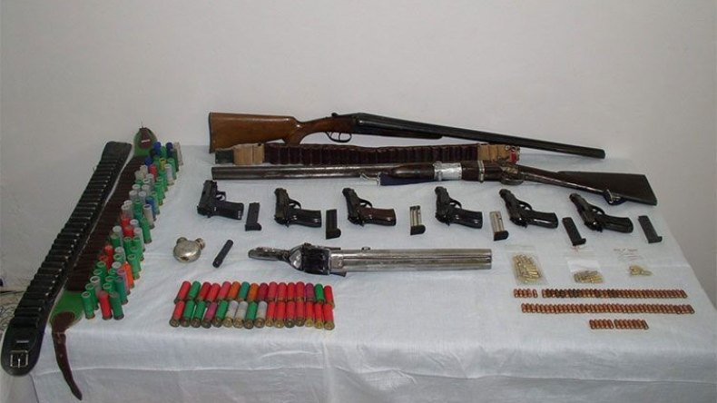 حبس شخص حوّل منزله إلى ورشة لصناعة الأسلحة بالونزة في تبسة