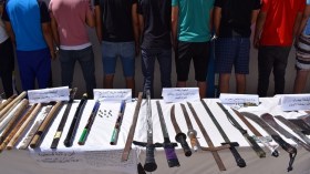 مشروع قانون لردع العصابات المتحاربة بالسيوف والأسلحة البيضاء