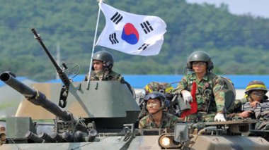 Corées: Séoul menace Pyongyang de représailles “immédiates” en cas d'attaque