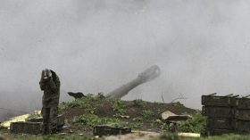 تبادل قصف ينهي هدنة قصيرة بين أرمينيا وأذربيجان