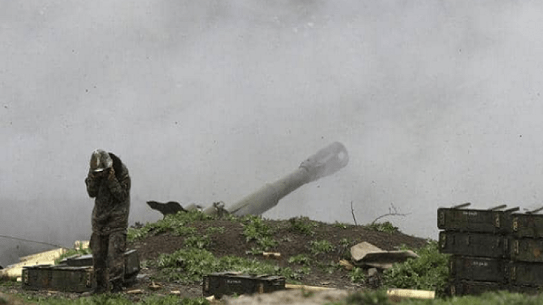 تبادل قصف ينهي هدنة قصيرة بين أرمينيا وأذربيجان