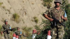 Un  terroriste se rend aux autorités militaires de Tamanrasset