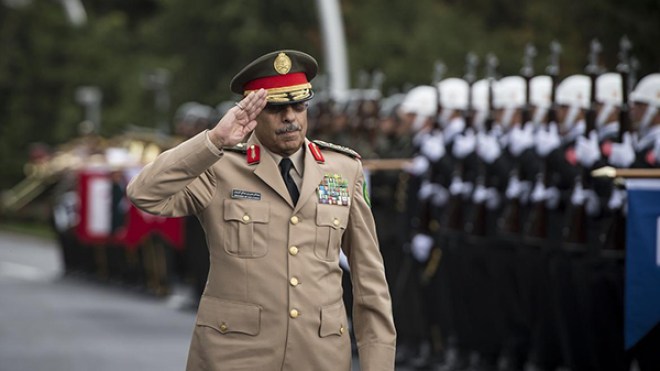 قائد أركان القوات المسلحة السعودية في زيارة إلى الجزائر