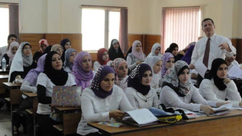 نخبتان: سامة.. وفاشلة