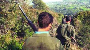 A terrorist surrenders west of Algeria