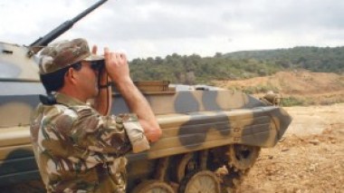 Algeria Army Deploy More Troops on Border With Libya to Anticipate Arms Trafficking