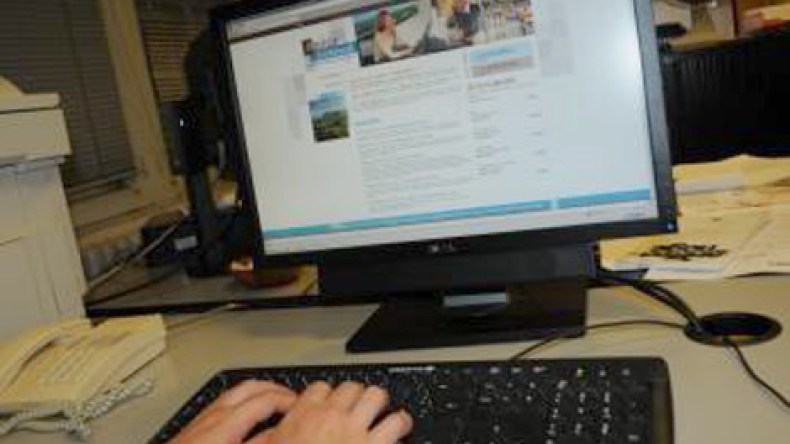 عصابات دولية تسطو على المواطنين عبر المواقع الإلكترونية