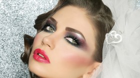 تمتعي بإطلالة ملكية وكوني الأجمل في ليلة العمر